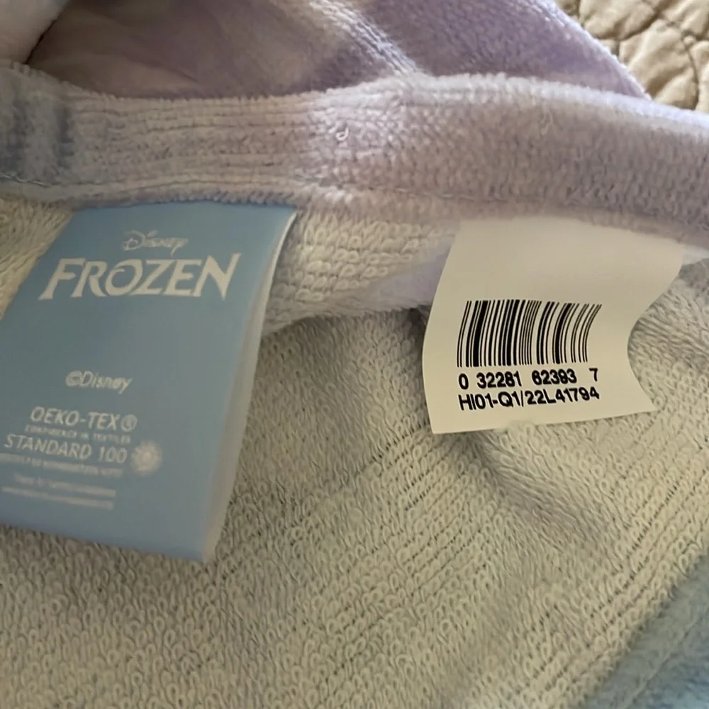 Frozen towel Elsa